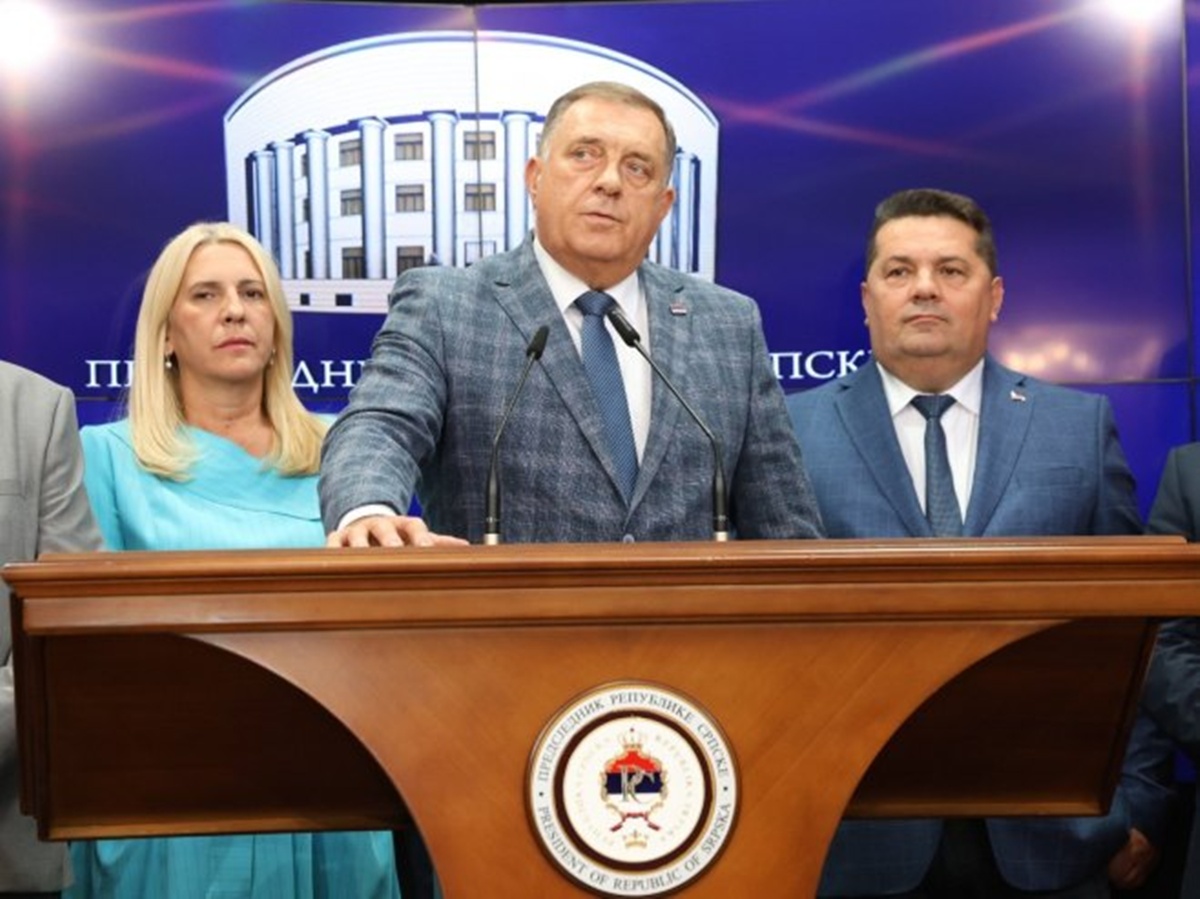 Додик: Удар на Републику Српску, не признајем кривично дјело које је наметнуо Шмит; Позивам народ на мир (ВИДЕО)
