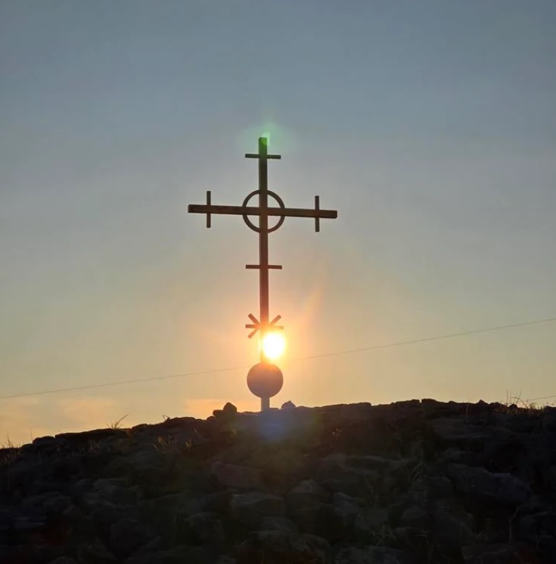 ЗБОГ ПРЕБИЛОВАЦА МОРАМО ЗНАТИ КУДА ИДЕМО