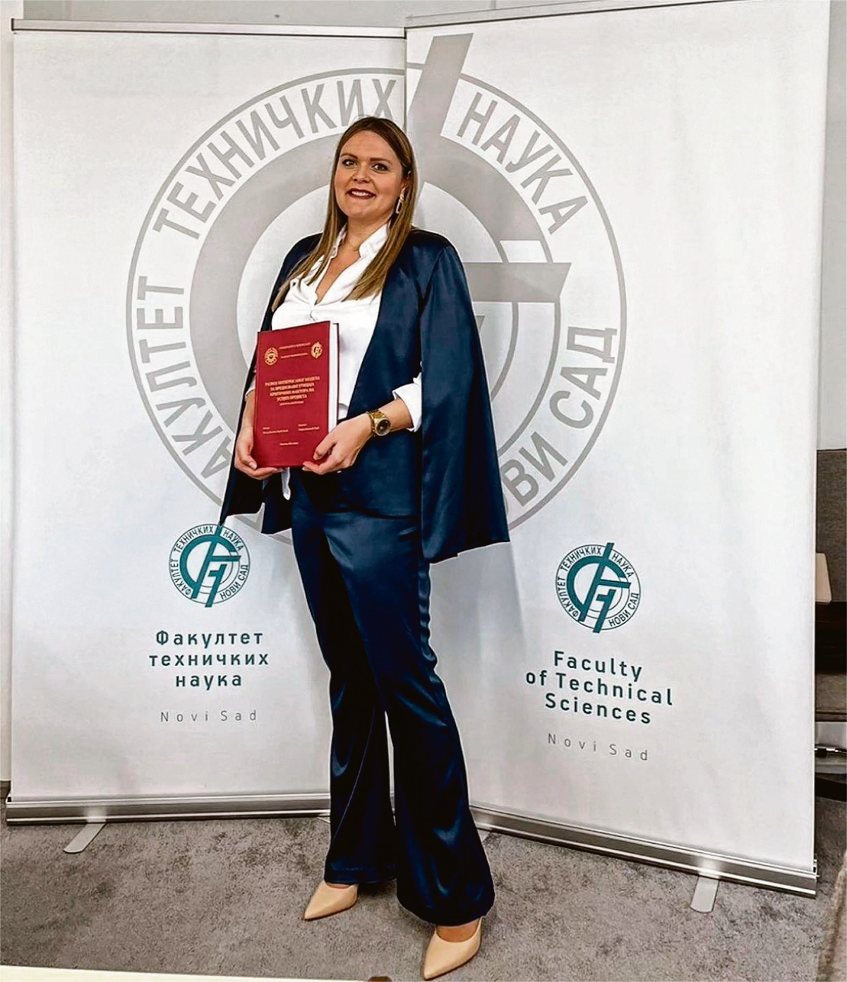 Slika sa odbrane disertacije, 2024.jpg (433 KB)