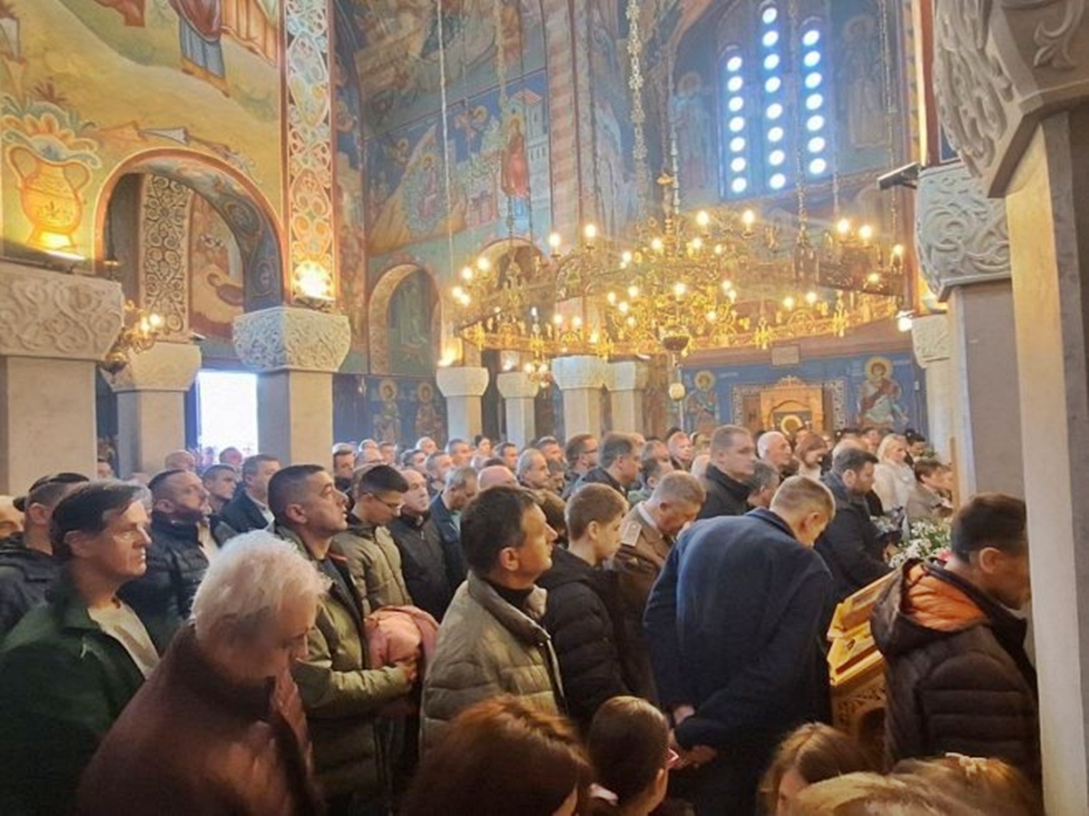 Света архијерејска литургија поводом 25 година од Дучићевог повратка у Требиње