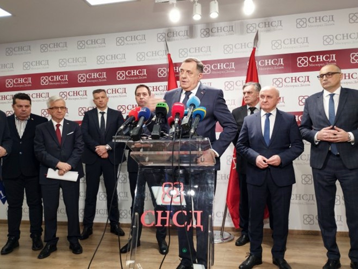 Додик: Нећемо дати Српску, борићемо се и побиједити