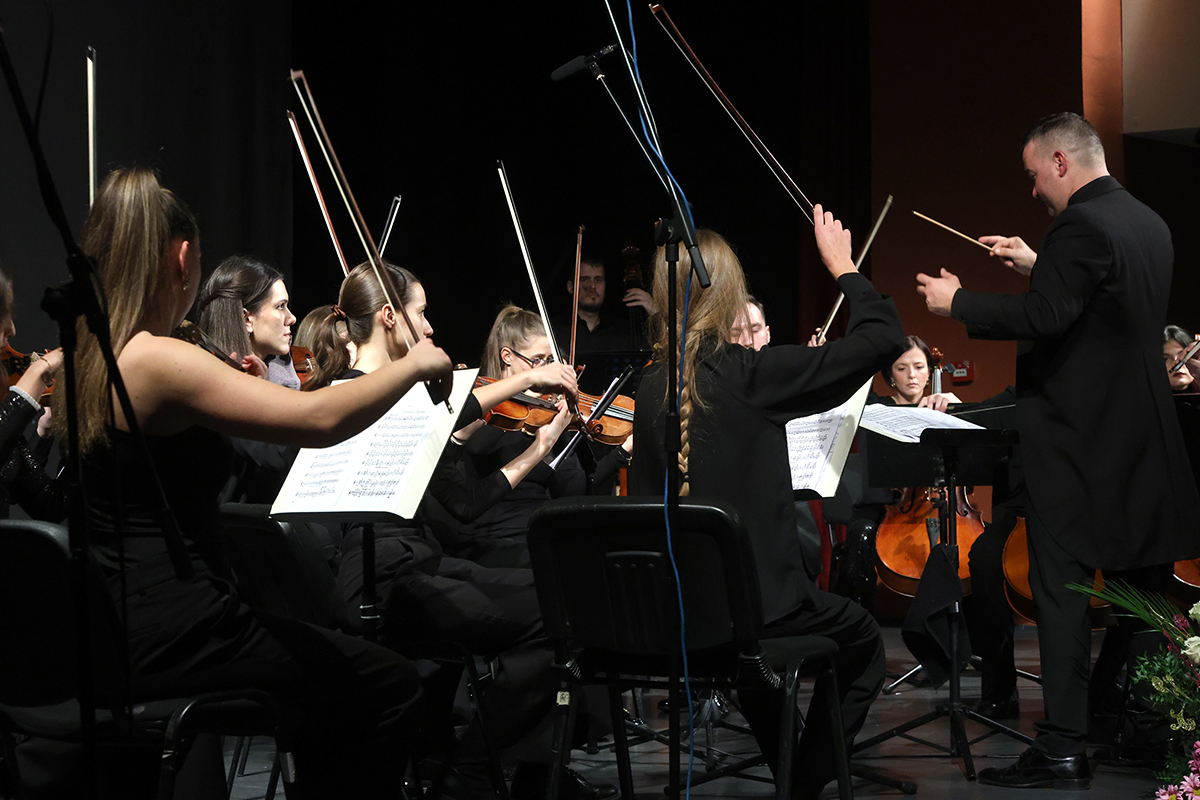 Mladi talenti 3.jpg (589 KB)