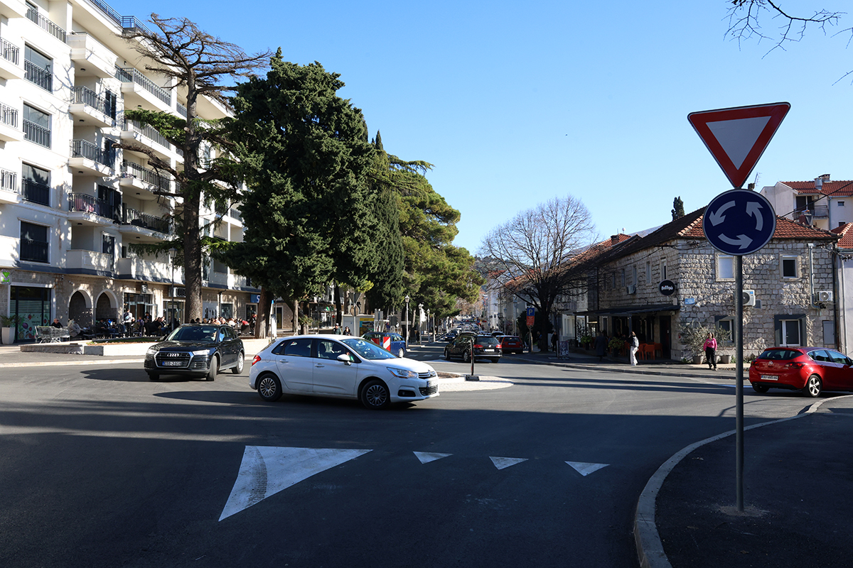 Vrijeme 289.jpg (890 KB)