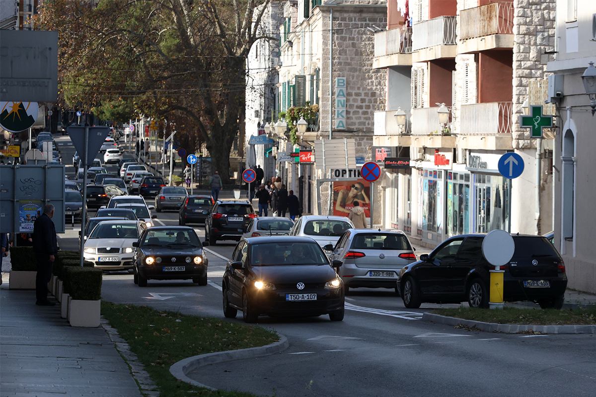 tB SUBOTA 13 12 (2).jpg (956 KB)