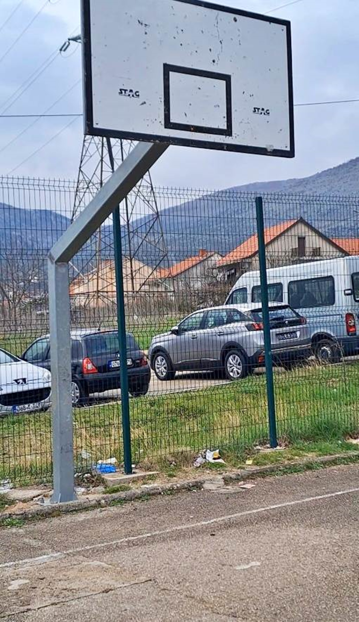 Рјешења за неодговорне ипак постоје (ФОТО)