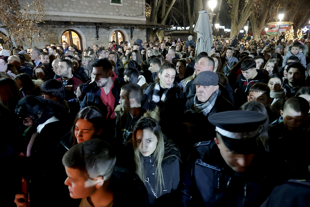 Badnje vece 7.jpg (736 KB)