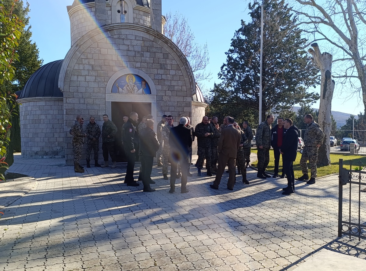 Божићни пријем у касарни „Билећки борци“ у Билећи
