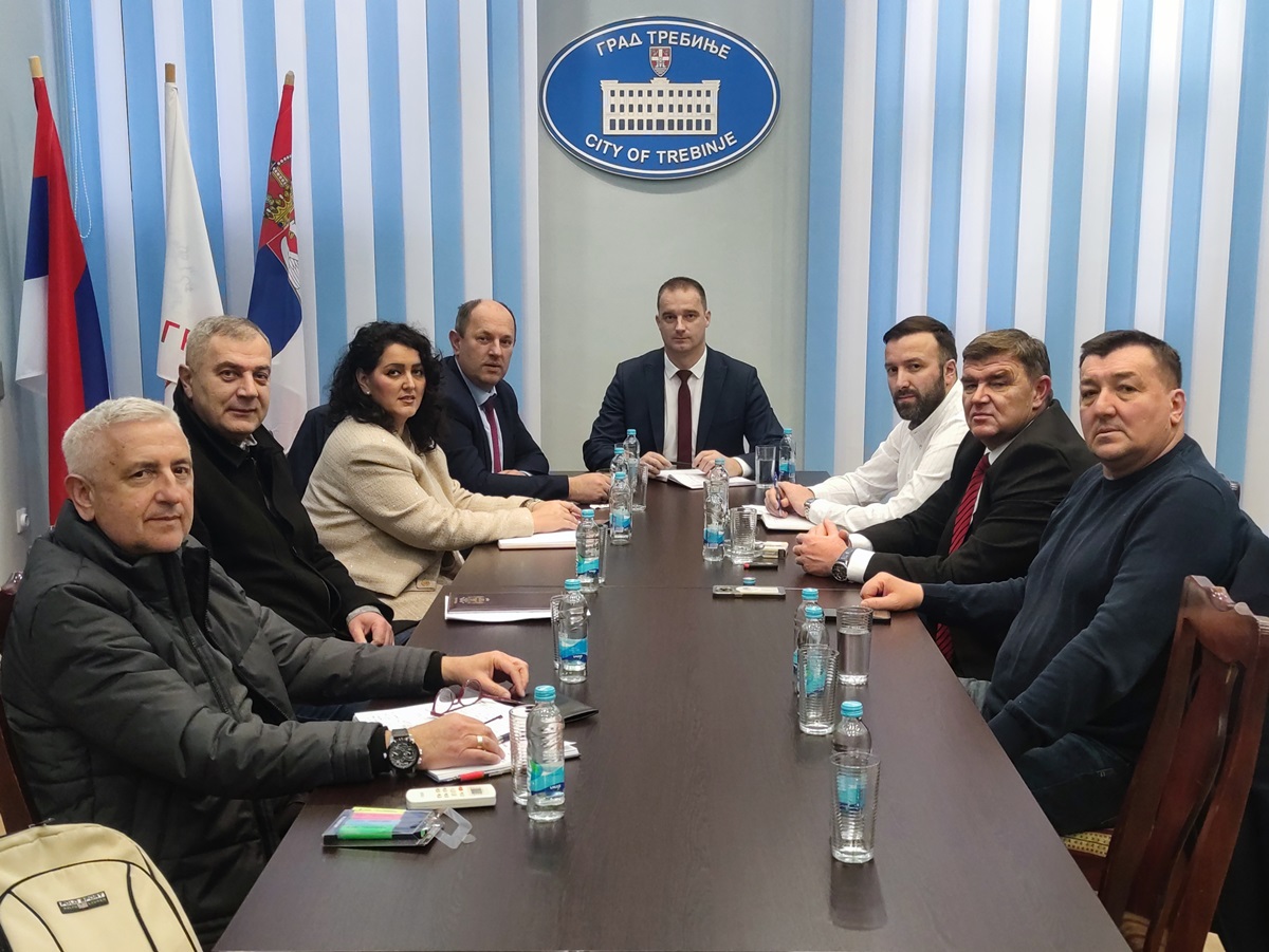 Одборници скупштинске већине осудили напад на малољетника: Захтијевамо да се сви одговорни приведу лицу правде