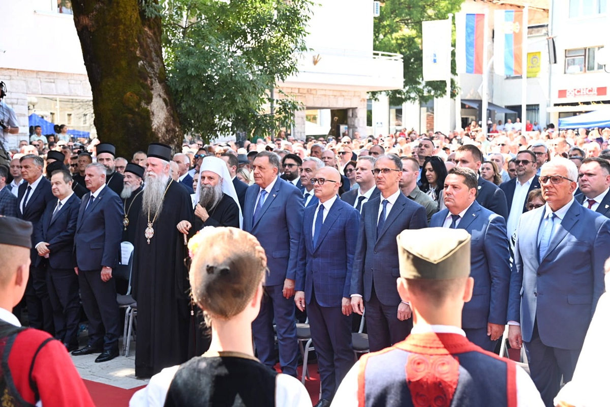 516711238_1283620293768619_1263600461935539877_n.jpg (362 KB)