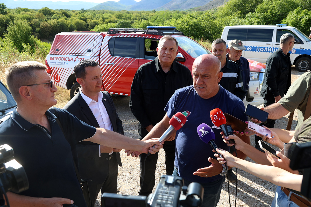 Dodik 2.jpg (969 KB)