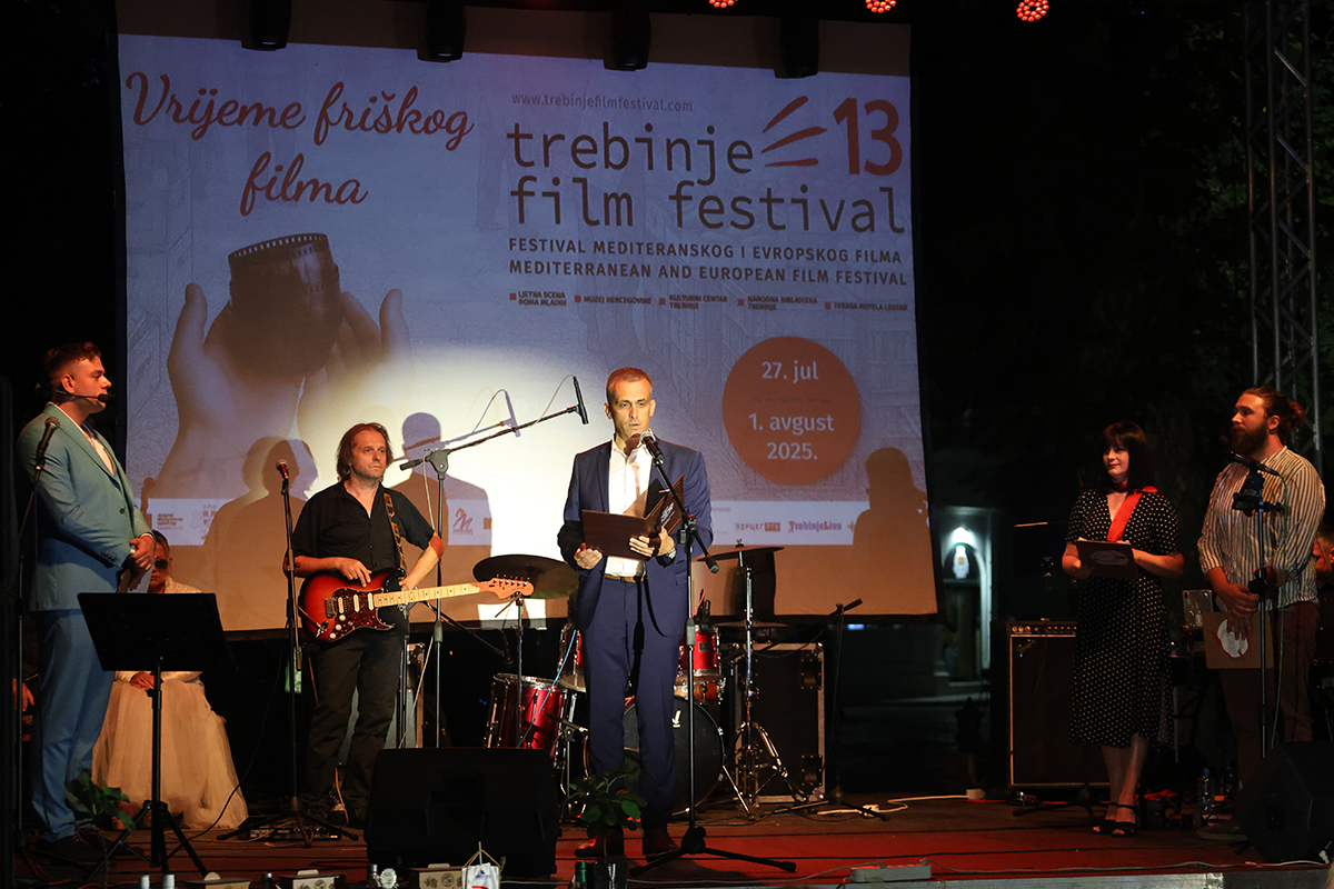 Film festival.jpg (734 KB)