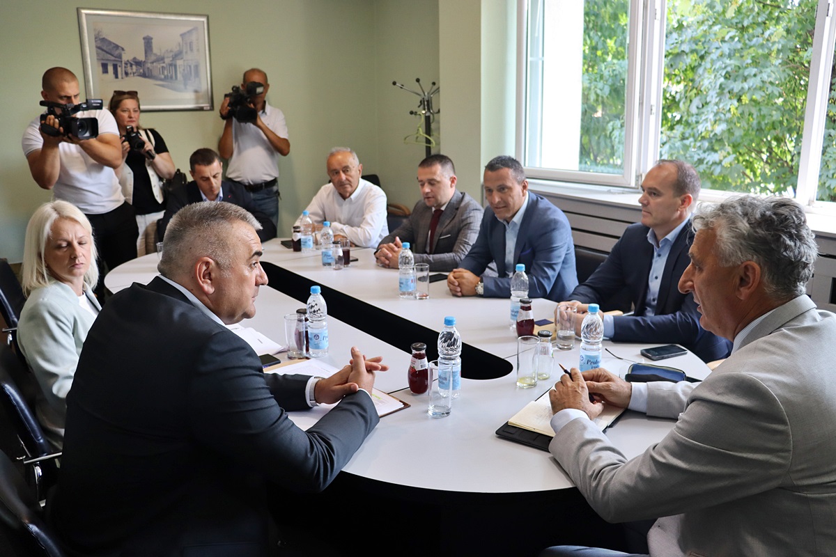 Nevesinje: Ministarstvo će pomoći realizaciju više projekata