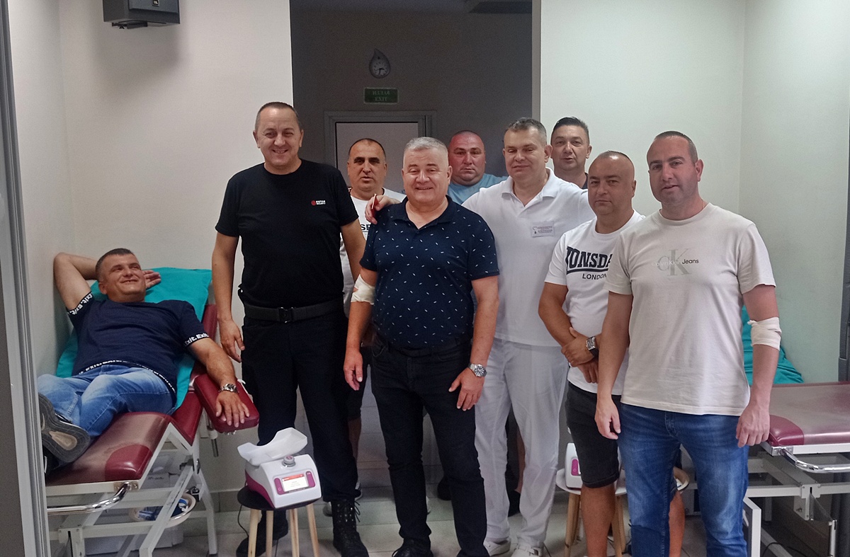 Članovi Aktiva “Sector security” darovali krv