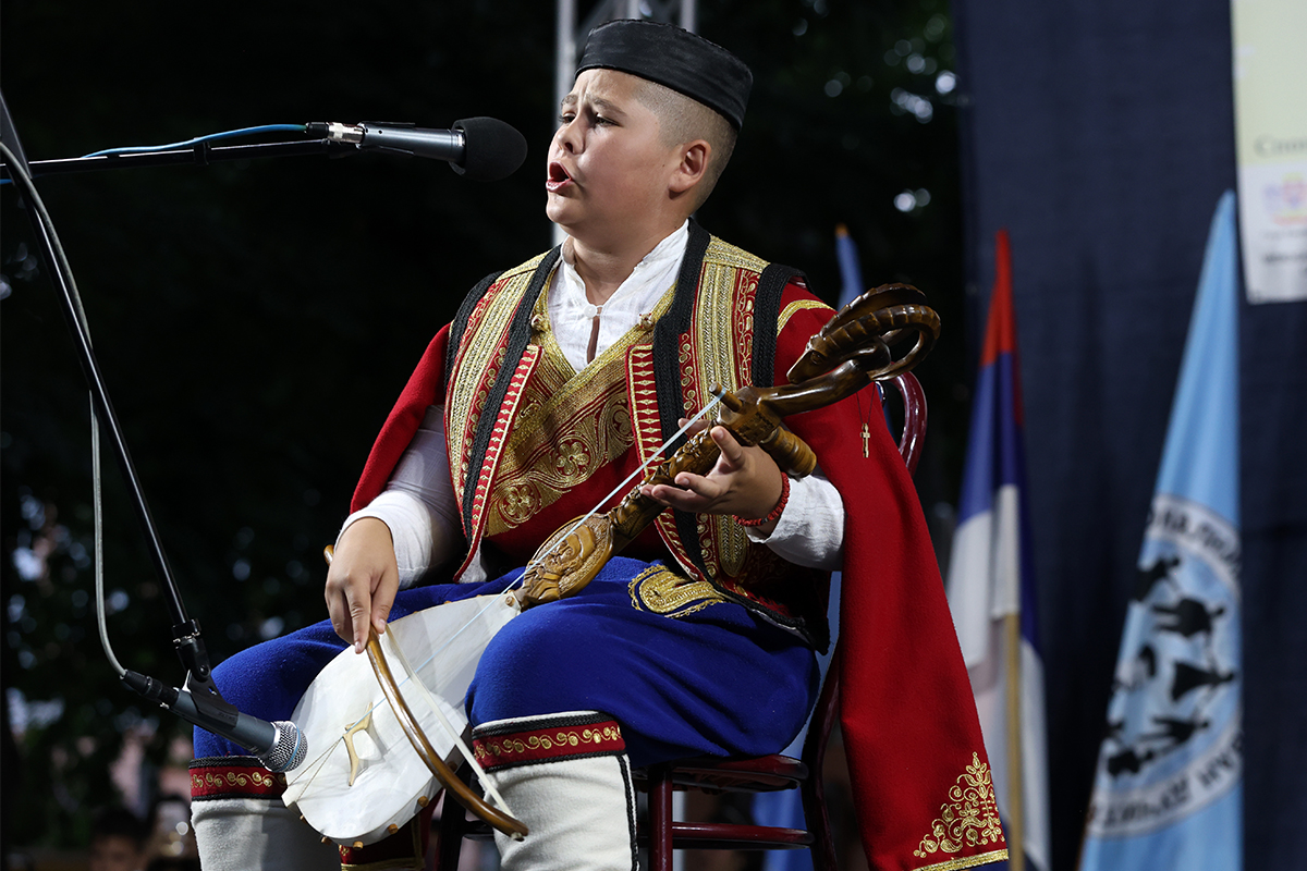Folklor 8.jpg (682 KB)