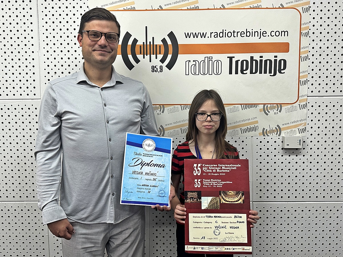 Nakon uspjeha u Italiji, talentovana Vesna Vučinić, osvojila prvu nagradu na festivalu u Brčkom (AUDIO)