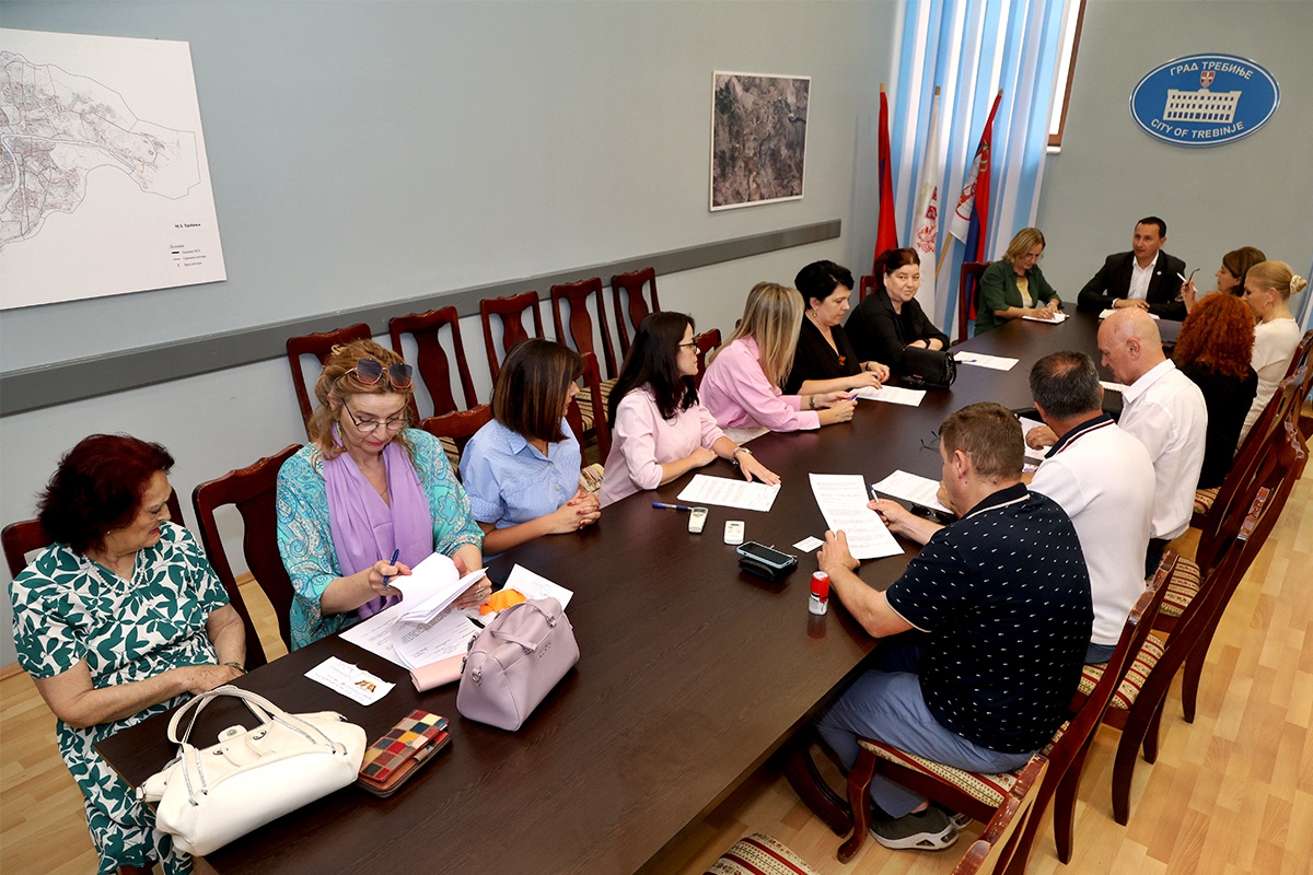 Izdavastvo ugovori 1.jpg (397 KB)