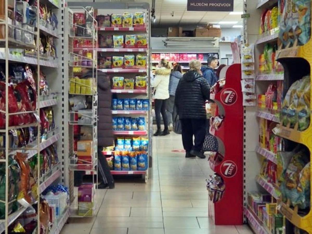 Шта ће донијети закон о заштити потрошача: Поштеније тржиште, више реда међу трговцима (ВИДЕО)