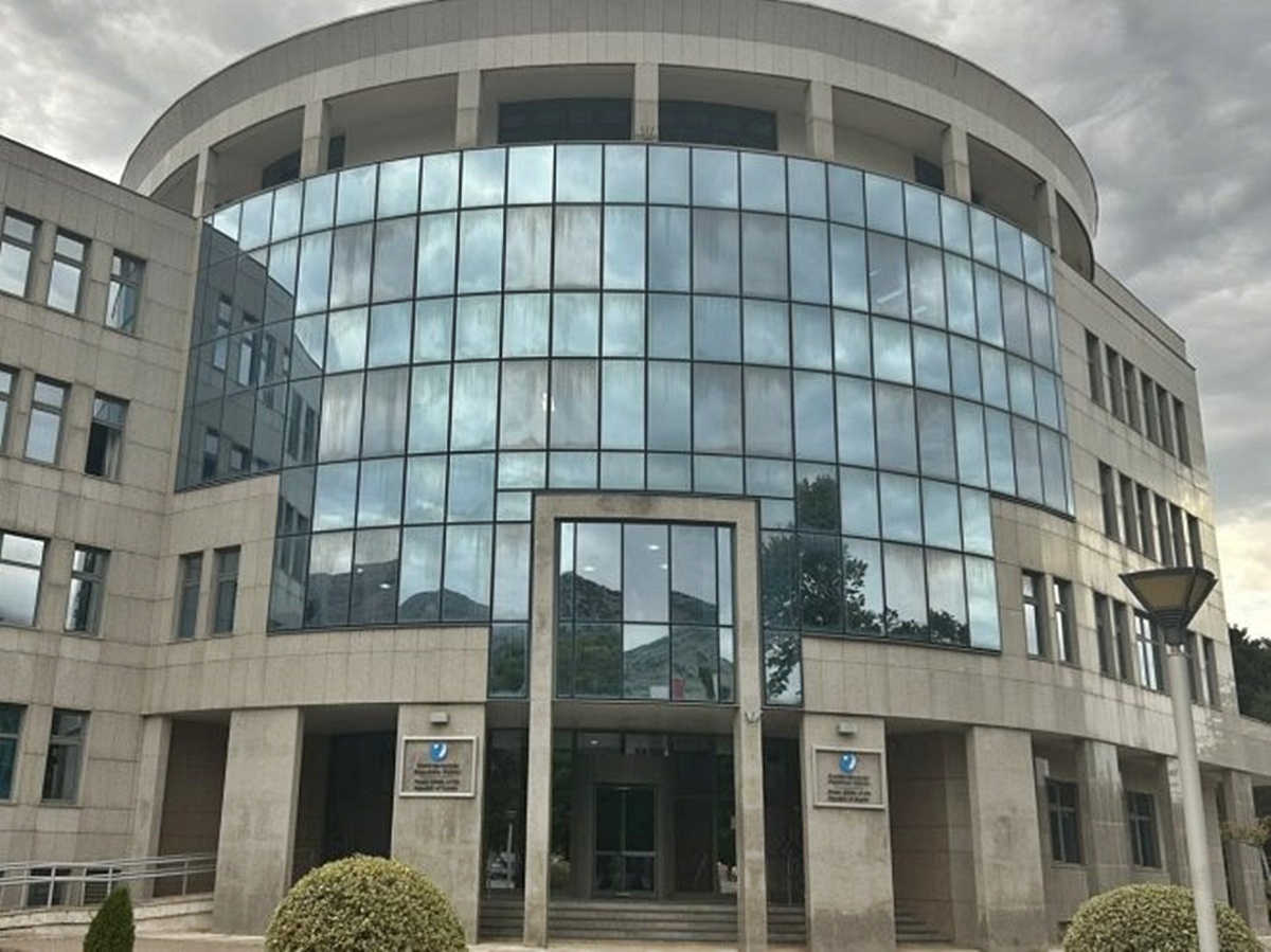 291049-1.jpg (290 KB)