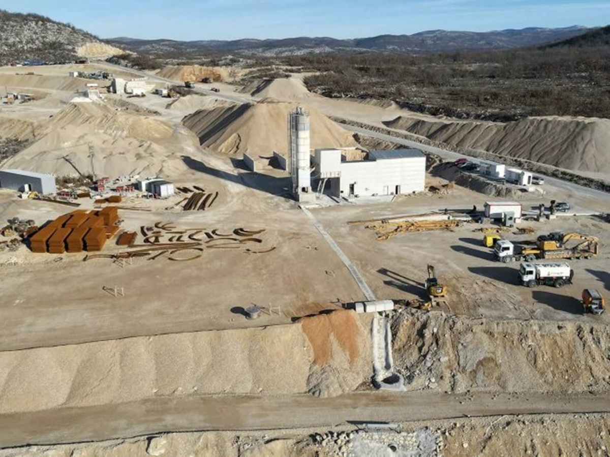 Обиљежавање завршетка пробоја доводног тунела ХЕ Дабар