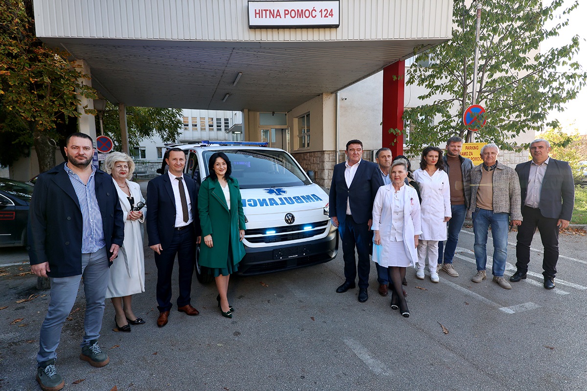 Hitna pomoc 2.jpg (470 KB)