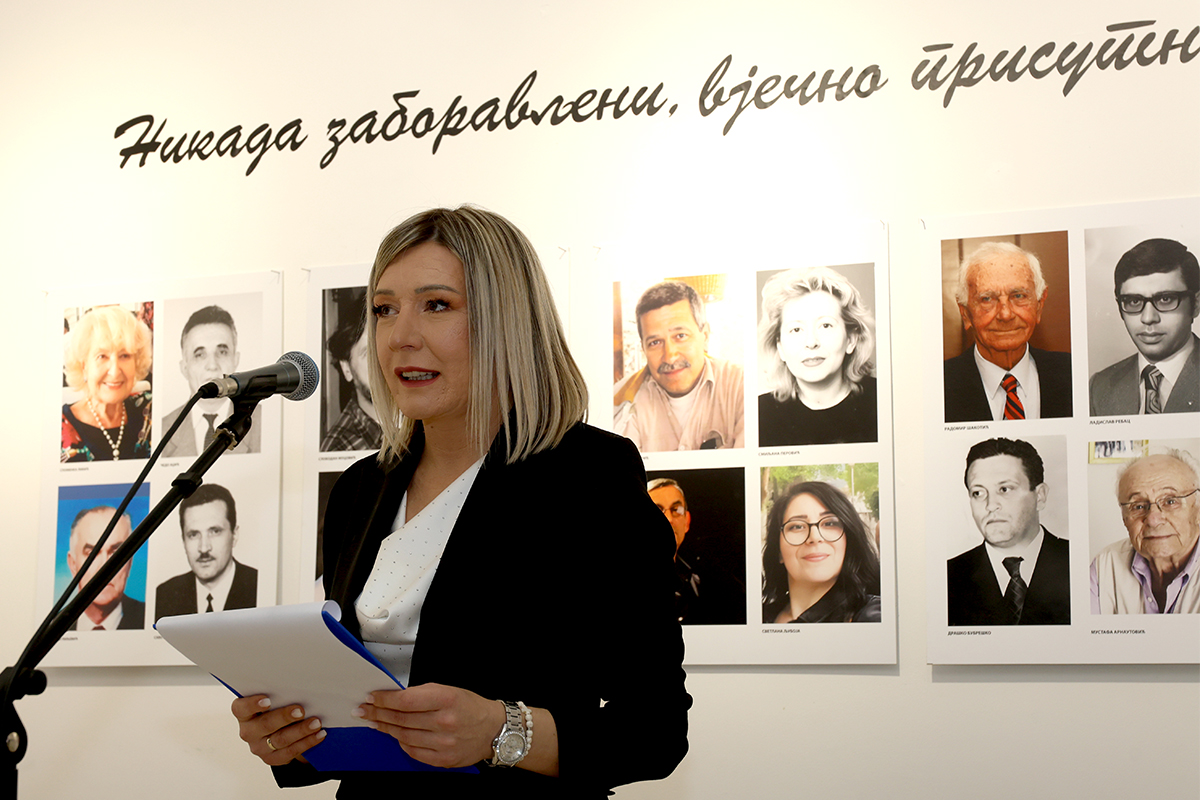 J32A0092(1).JPG (580 KB)