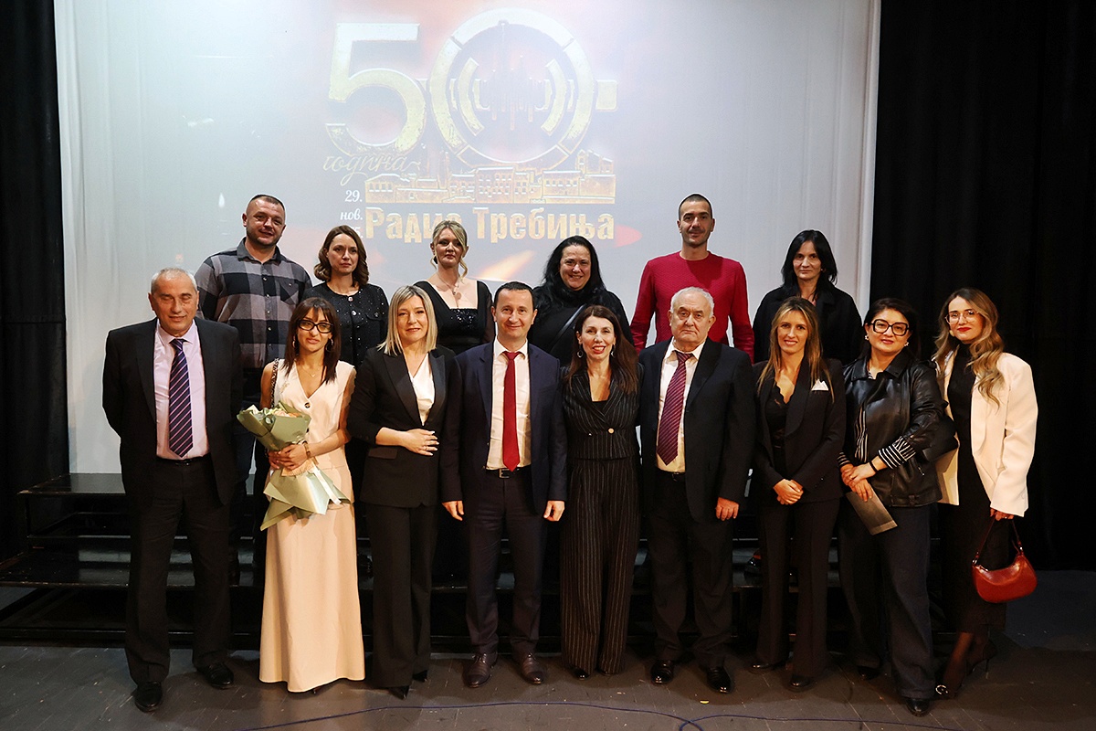 J32A0828.JPG (313 KB)