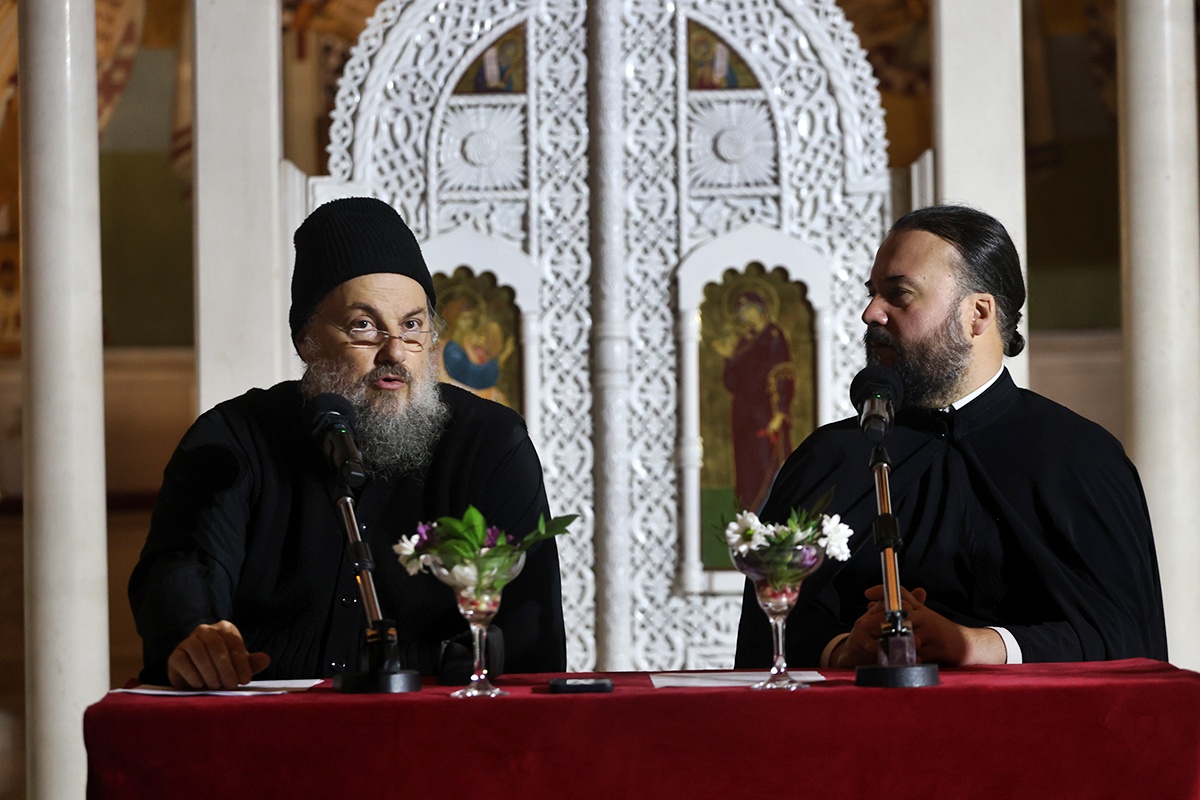 Требиње: Предавање јеромонаха Макарија о посту и молитви