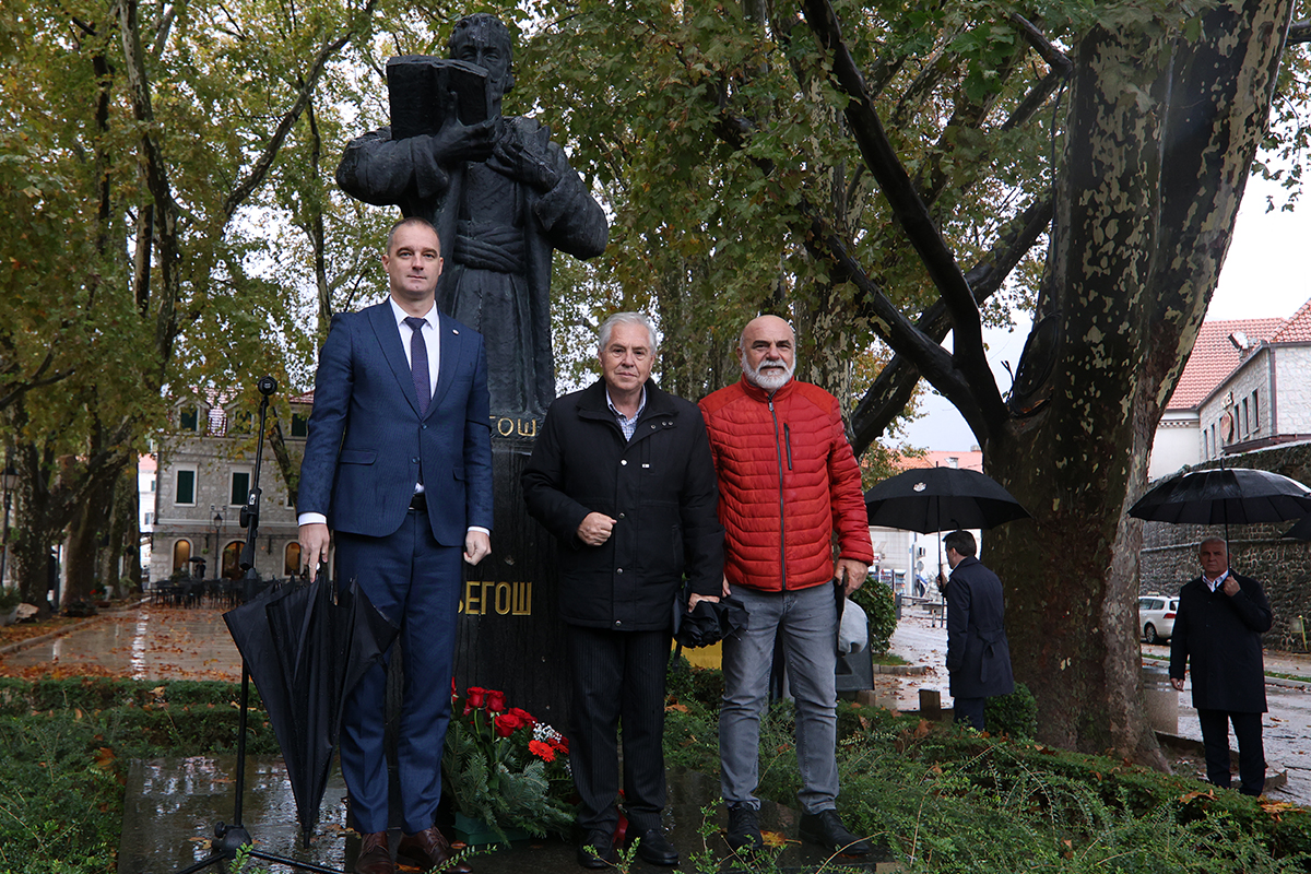 Polaganje Cvijeca 3.jpg (1.17 MB)