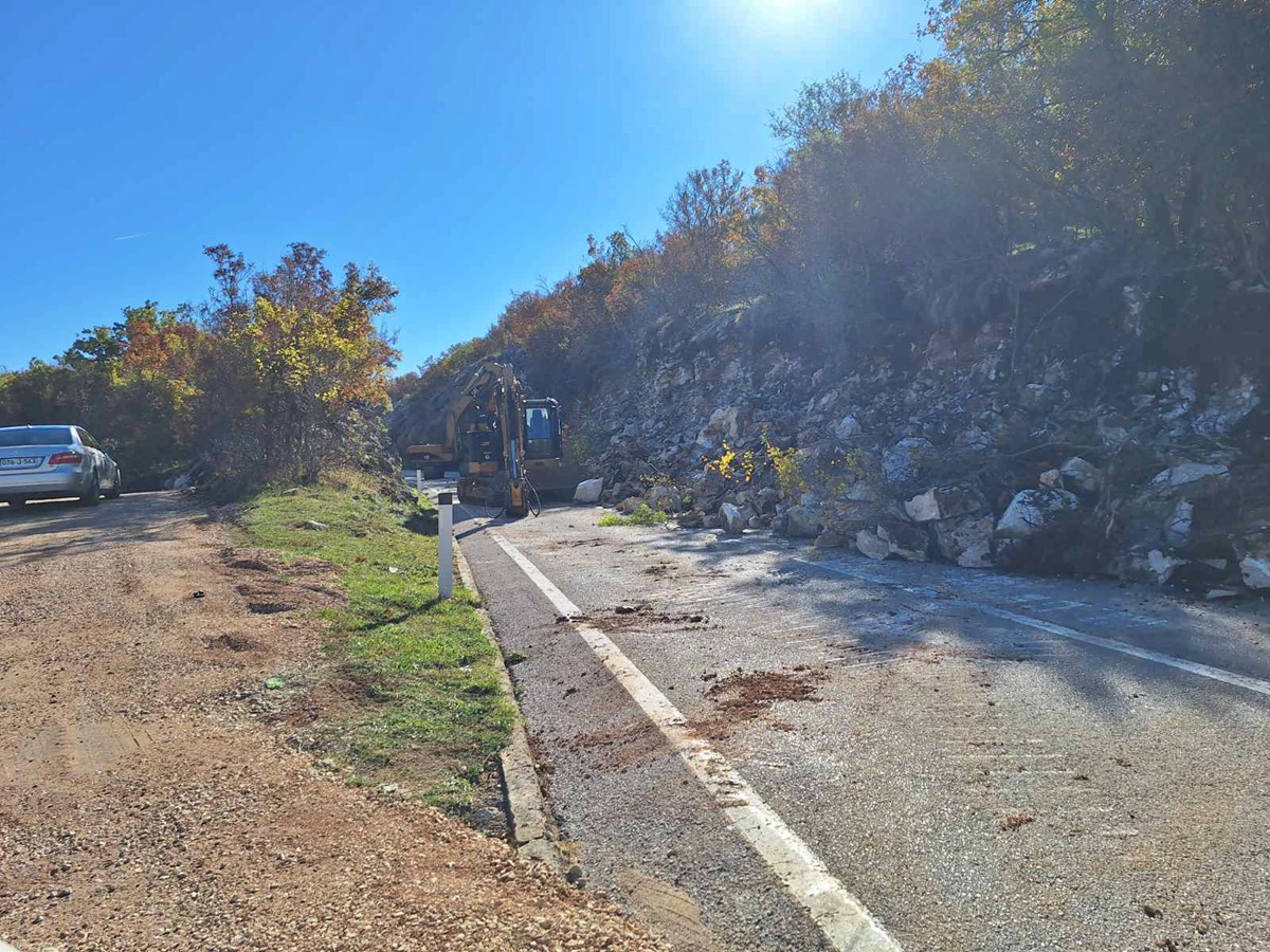 Srn2025-11-3_1549567_0.jpg (474 KB)