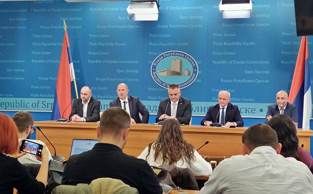 Srn2025-11-3_1553423_0.jpg (241 KB)