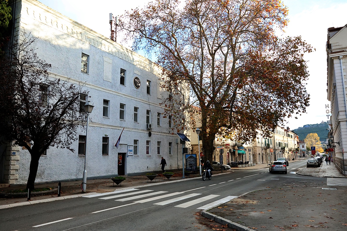 Vrijeme 274.jpg (635 KB)