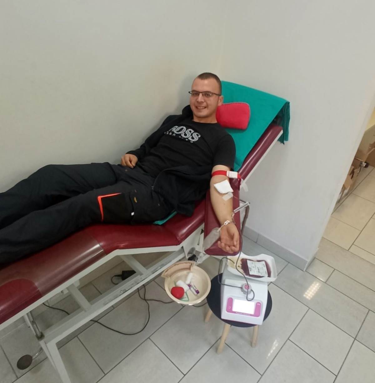 hklgg;upiu;piu'ipju.jpeg (79 KB)