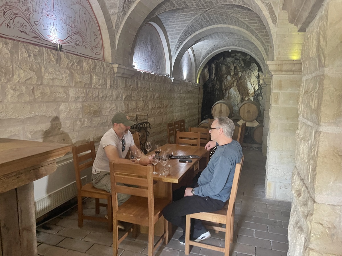 image3-1.jpeg (360 KB)