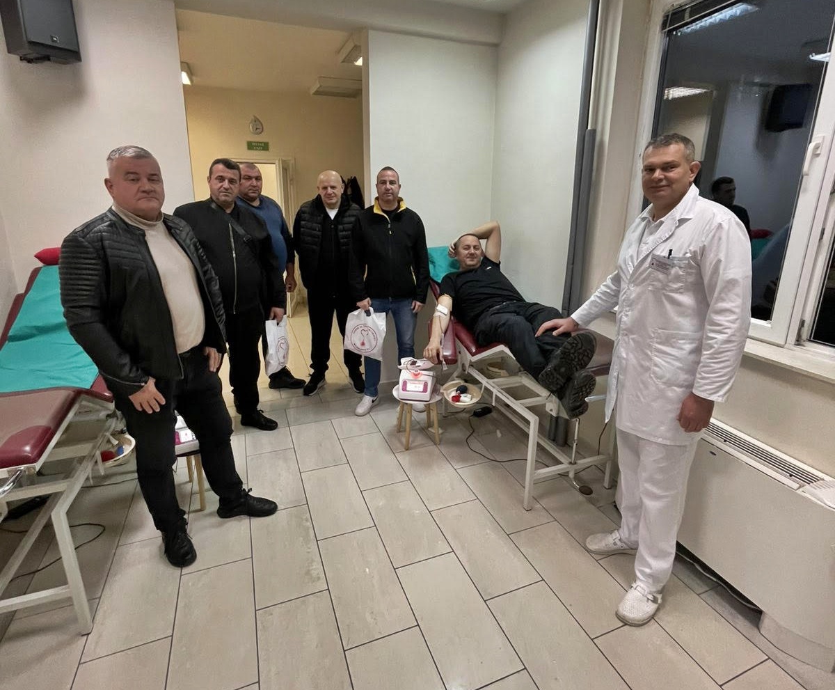 Добровољни даваоци Актива „Сектор секјурити“ даровали 14 доза крви