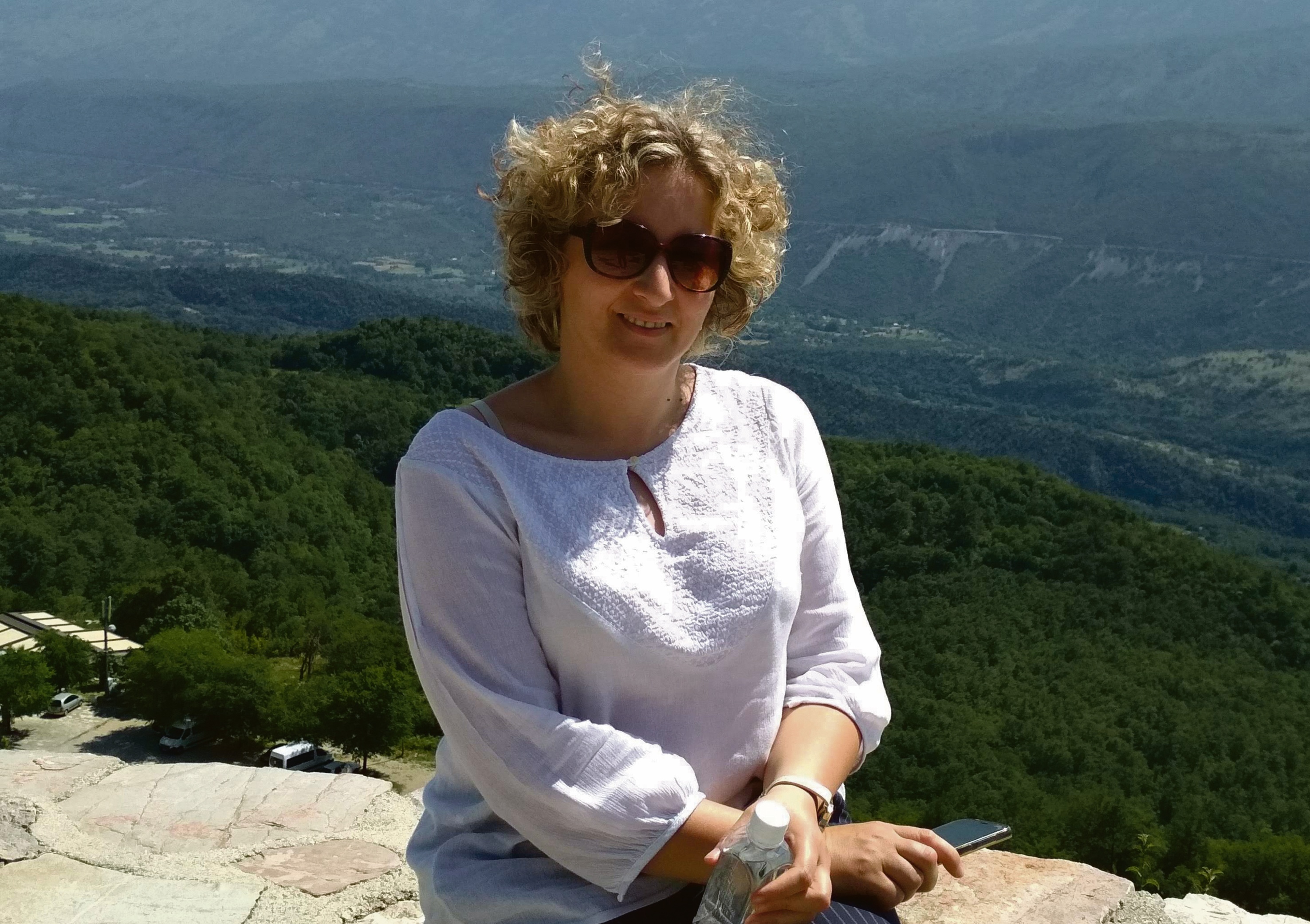 Душица Дабић.jpg (1.59 MB)