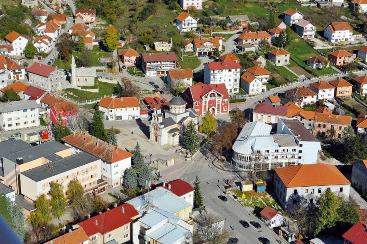 1.-Gacko-na-jesenjem-suncu-1.jpg (408 KB)