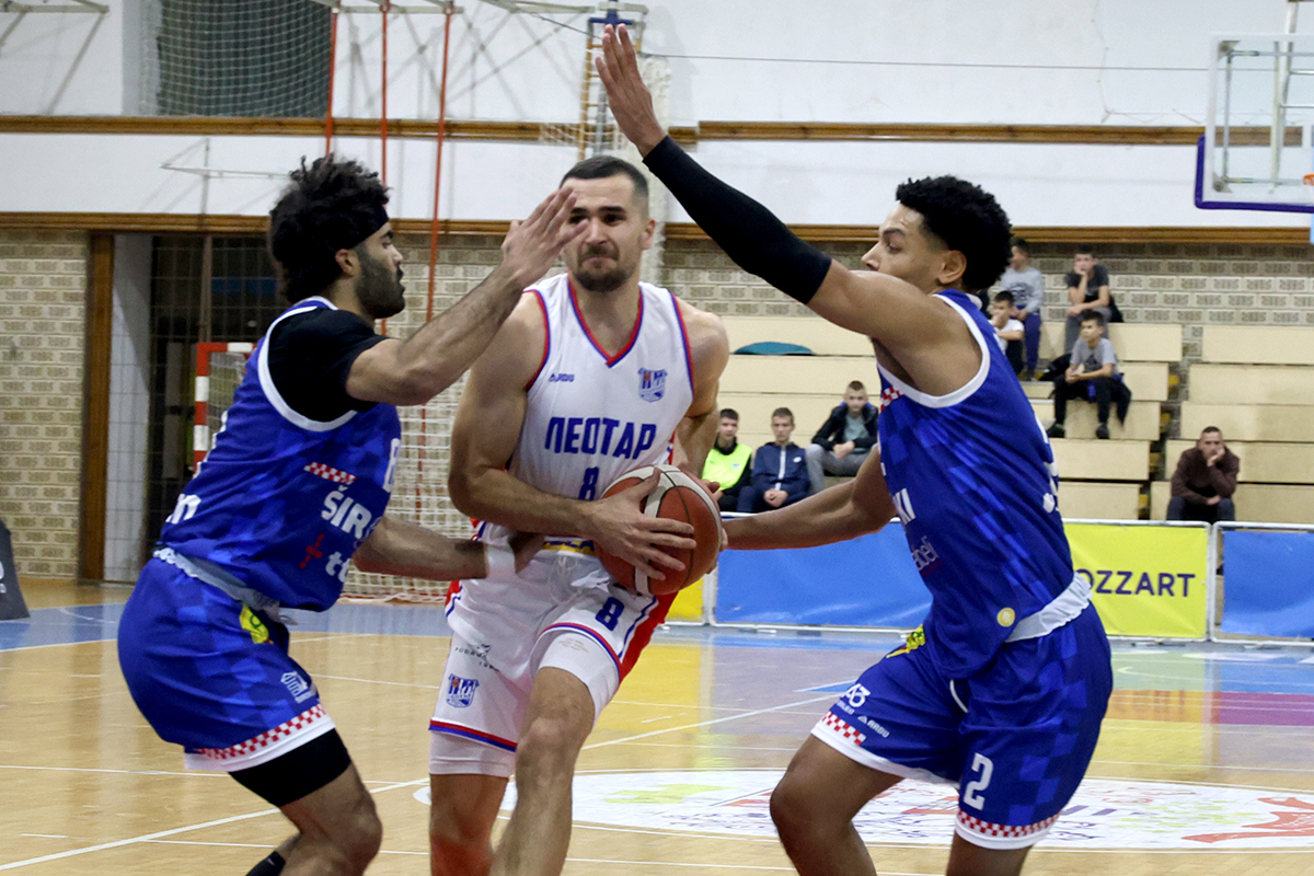 Leotar Siroki 1.jpg (799 KB)