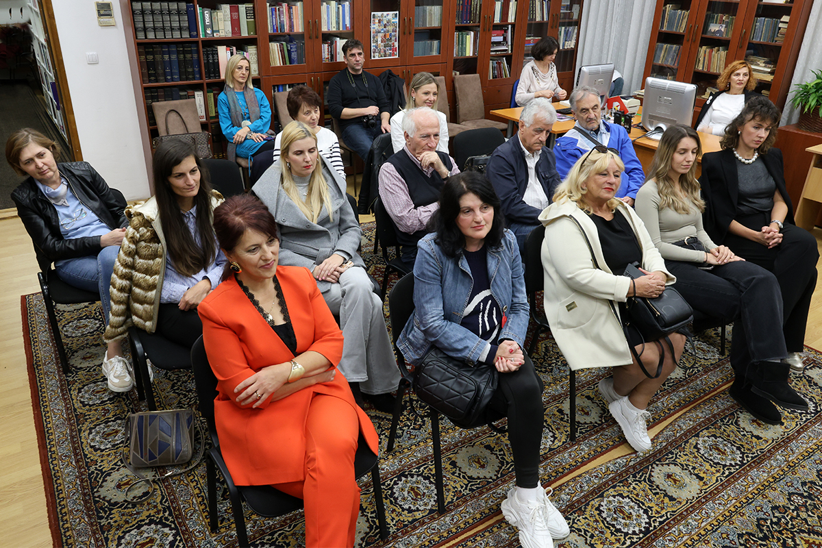 Dragana Ivovic Davidovic 2.jpg (1.13 MB)
