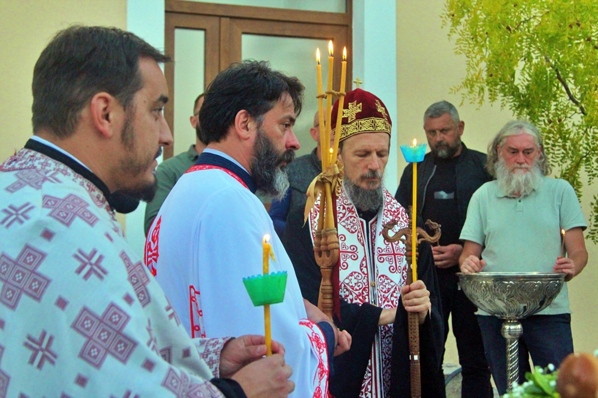 У навечерје Покрова пресвете Богородице — свечано у Манастиру Дужи (ФОТО)