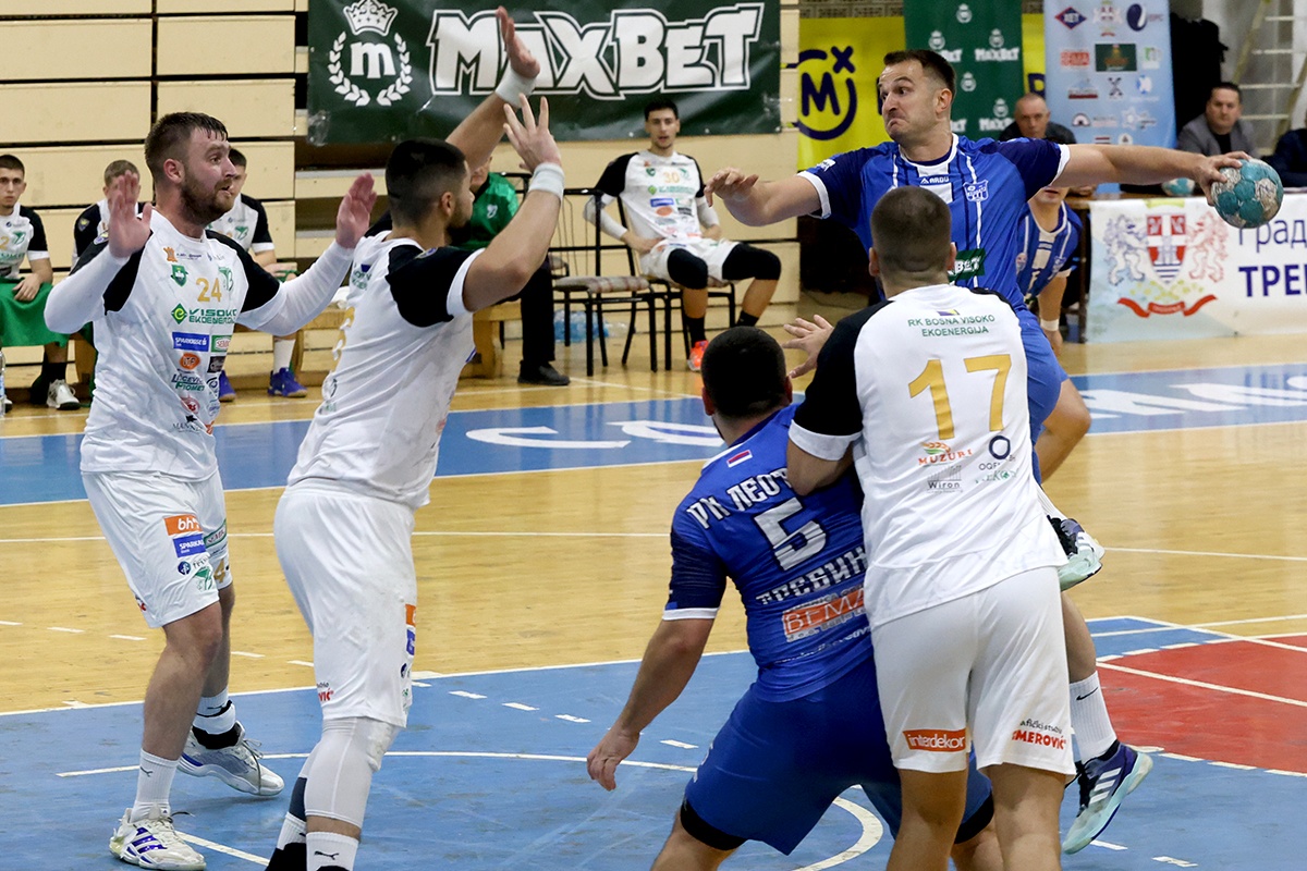 Leotar Bosna Visoko 1.jpg (403 KB)