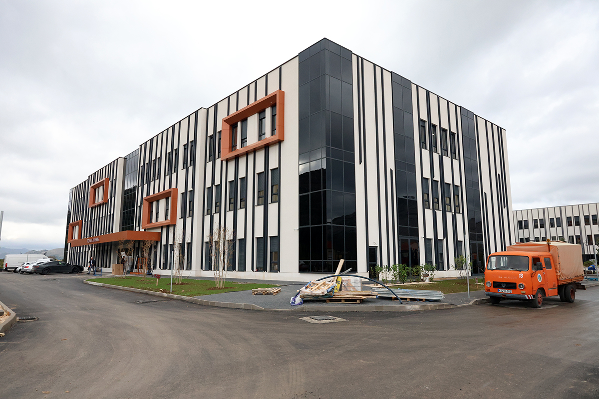 Nova bolnica 9.jpg (652 KB)