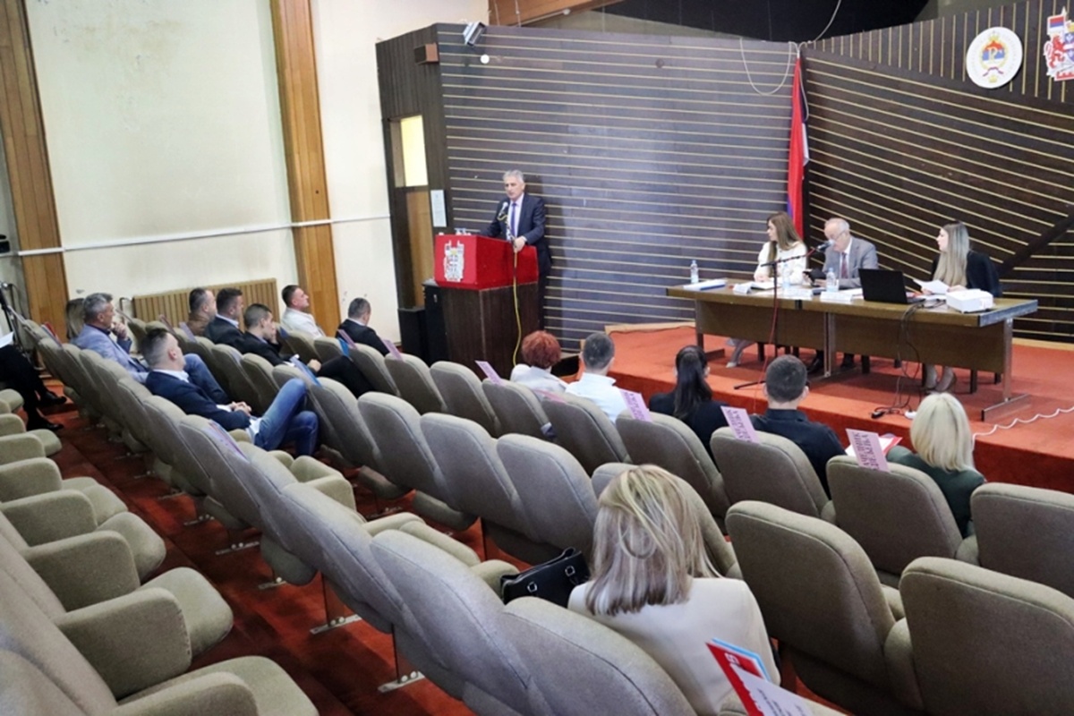 Општински парламент једногласно подржао иницијативу за отварање ХЕ „Дабар“ у Невесињу