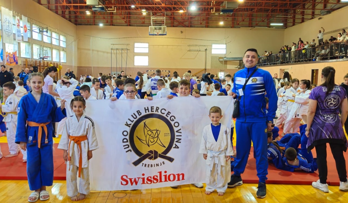 1000097654.jpg (316 KB)