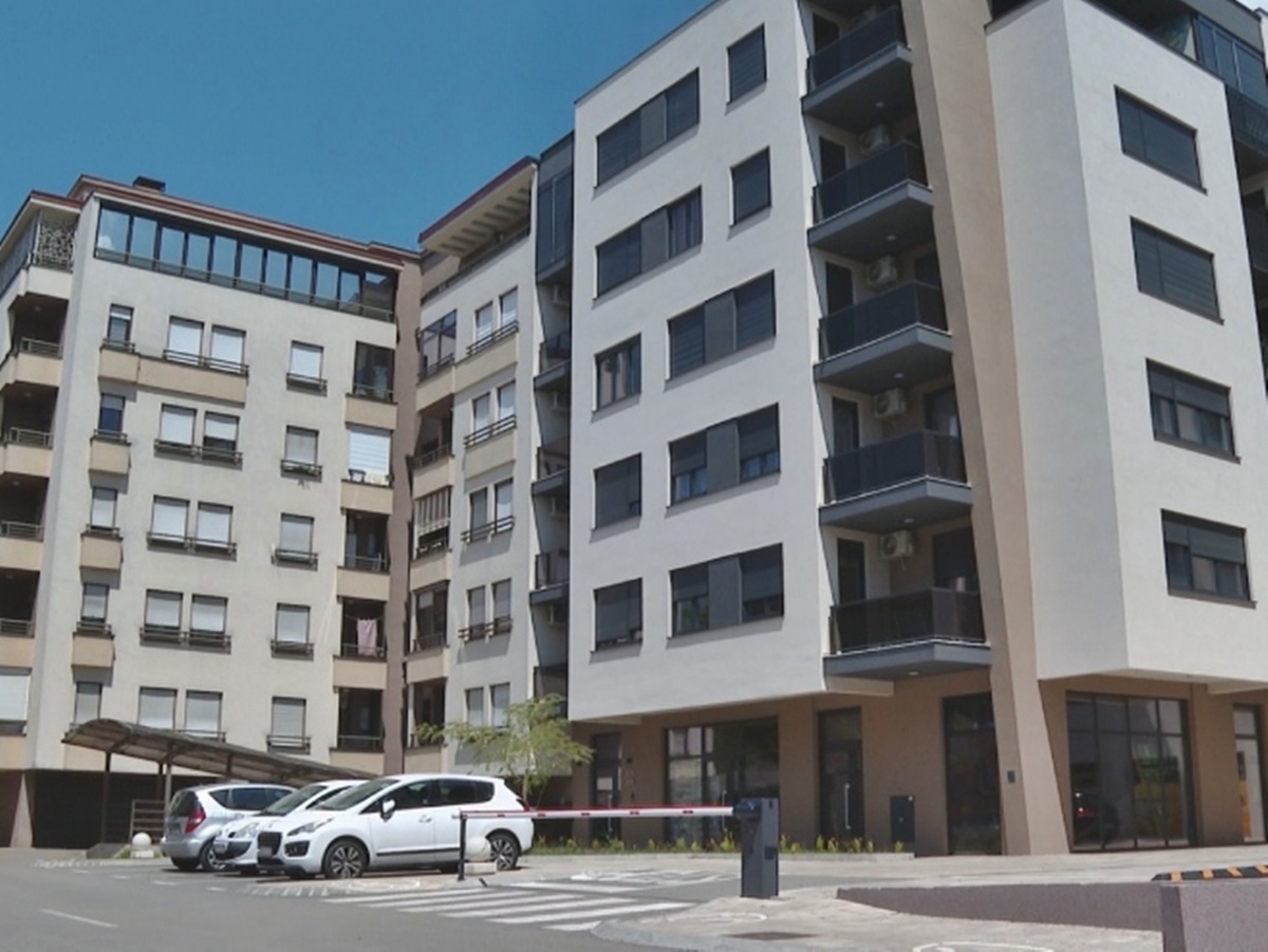 Ћурић: Захваљујући властима Српске обезбиједили смо плацеве за младе брачне парове у Требињу