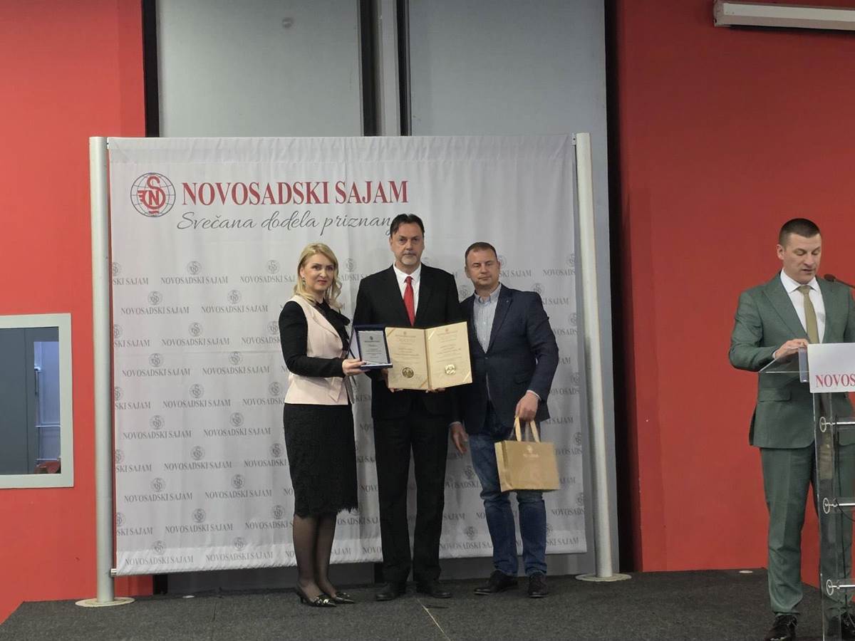 680120408_1498295218666573_664300519587573021_n.jpg (90 KB)