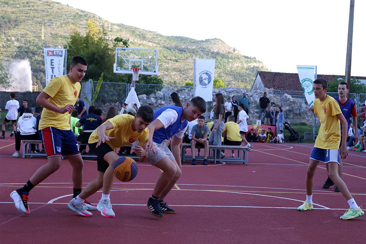 Basket 4.jpg (867 KB)