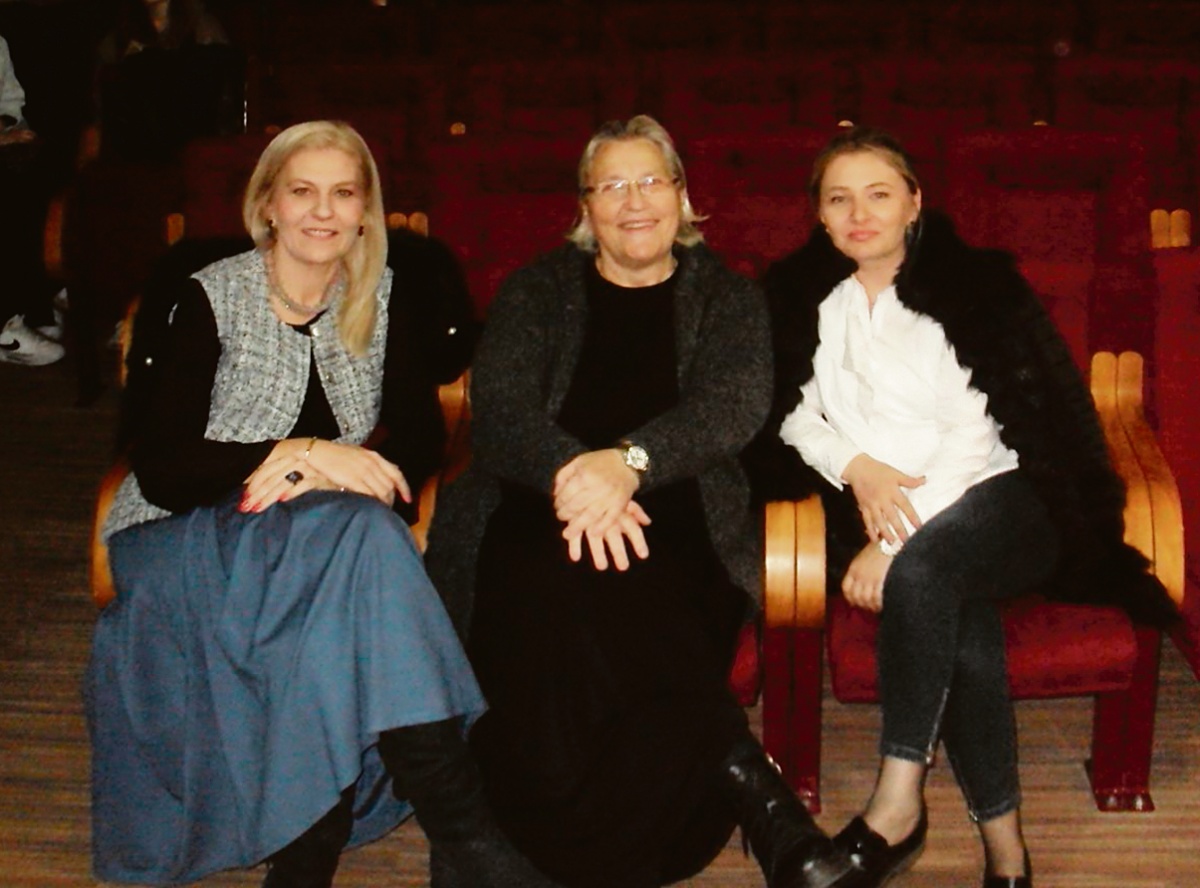 IMG-3aca7f168693a506b6d0f54f14fa0a20-V.jpg (221 KB)