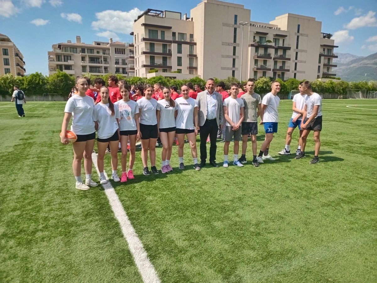 IMG_6694.jpeg (477 KB)