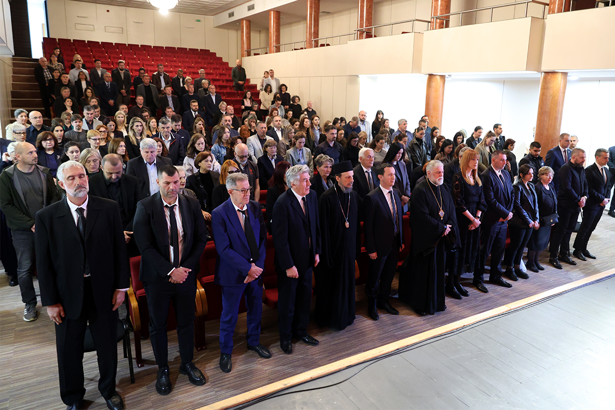 Komemoracija 3.jpg (828 KB)