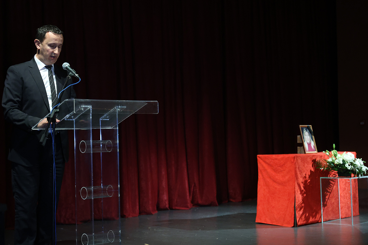 Komemoracija 9.jpg (482 KB)